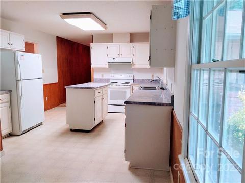 298 Rufus Robinson Rd, Sylva, NC 28779 photo 10