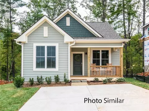 36 Westside Village 13 Rd #13, Fairview, NC 28730