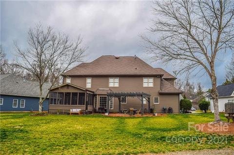 8217 Forest Shadow Cir, Cornelius, NC 28031 photo 23