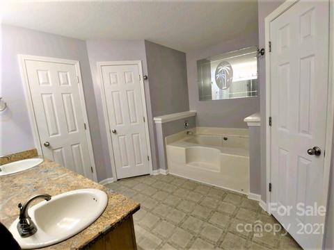 224 Pyramid Pl, Sylva, NC 28779 photo 15