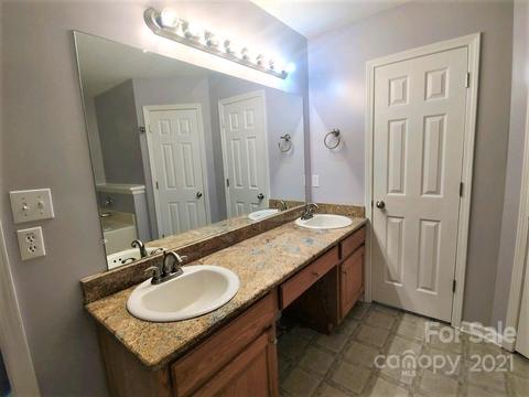 224 Pyramid Pl, Sylva, NC 28779 photo 16