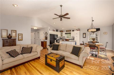 2 Fox Xing, Rosman, NC 28772 photo 18