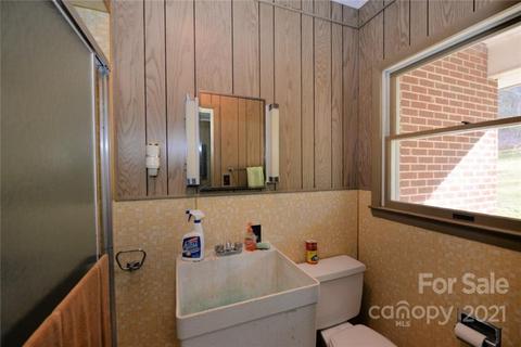600 Hidden Valley Rd, Sylva, NC 28779 photo 17