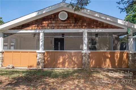 140 Mock Cir, Davidson, NC 28036 photo 1