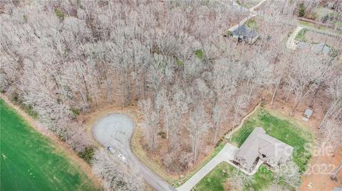 280 Torrington Dr, Mount Ulla, NC 28125 photo 2