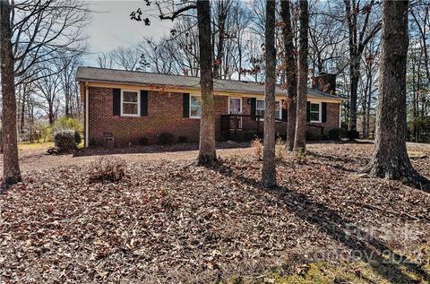 207 Falling Tree Ln, Monroe, NC 28112 photo 2