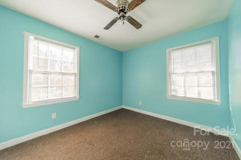 8752 Harbor Cir, Terrell, NC 28682 photo 35