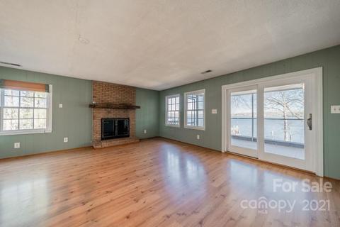 8752 Harbor Cir, Terrell, NC 28682 photo 29