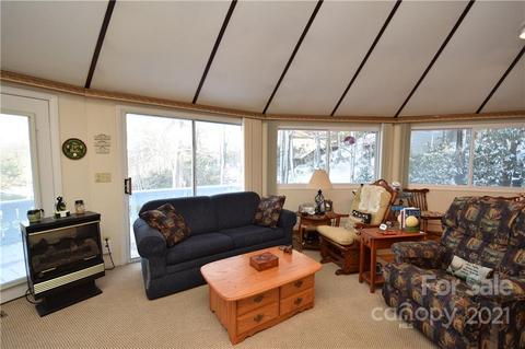 87 Rockledge Rd, Spruce Pine, NC 28777 photo 6