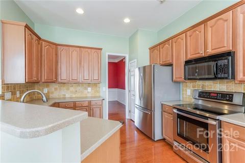 212 Pine Lake Dr, Monroe, NC 28110 photo 4