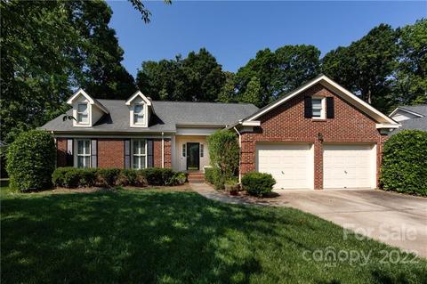 509 Clairview Ln, Matthews, NC 28105 photo 1