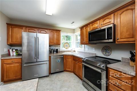509 Clairview Ln, Matthews, NC 28105 photo 15