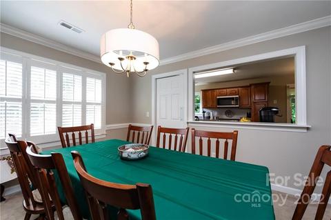 509 Clairview Ln, Matthews, NC 28105 photo 11