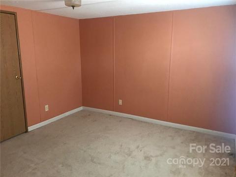 110 Highlander St, Morganton, NC 28655 photo 11