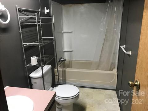 110 Highlander St, Morganton, NC 28655 photo 9