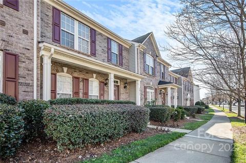 20560 Harbor View Dr, Cornelius, NC 28031 photo 2