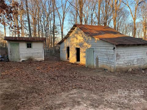 624 Sloans Mill Rd, Olin, NC 28660 photo 5