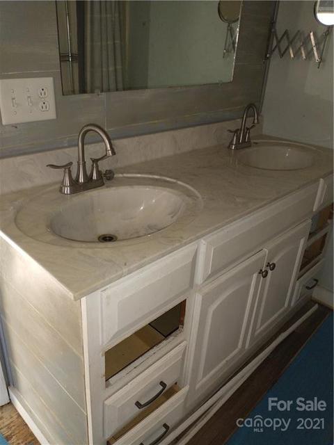 125 Kickapoo Ave, Gastonia, NC 28056 photo 7