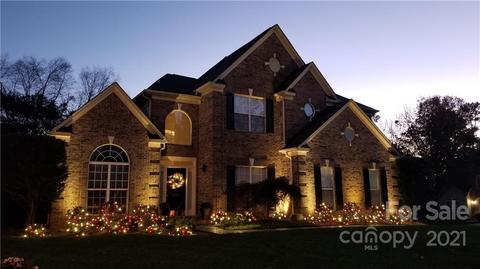 20313 Backcourse Ln, Cornelius, NC 28031 photo 2