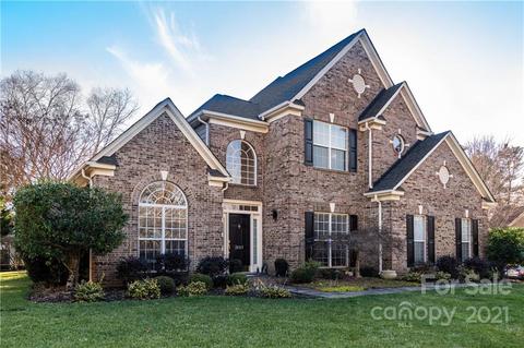 20313 Backcourse Ln, Cornelius, NC 28031 photo 1