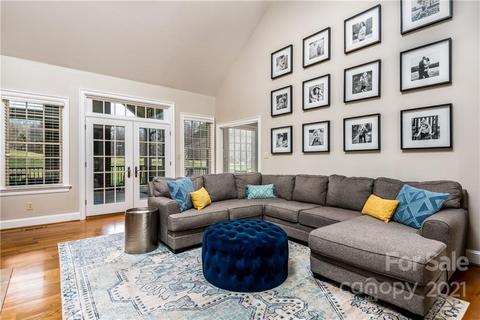 4712 White Eagle Ln, Hickory, NC 28602 photo 6