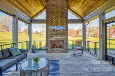 4712 White Eagle Ln, Hickory, NC 28602 photo 7