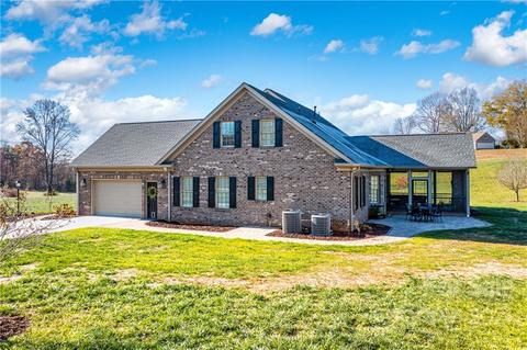 4712 White Eagle Ln, Hickory, NC 28602 photo 34