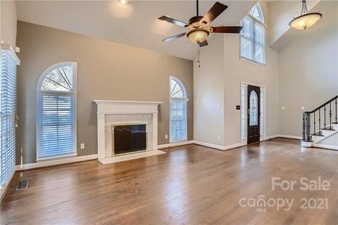 592 Cranborne Chase, Fort Mill, SC 29708 photo 5