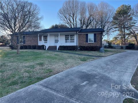 200 Rolling Rd, Kannapolis, NC 28081 photo 2
