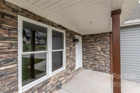 9467 Westridge Dr, Hickory, NC 28601 photo 3