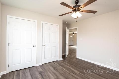 9467 Westridge Dr, Hickory, NC 28601 photo 14