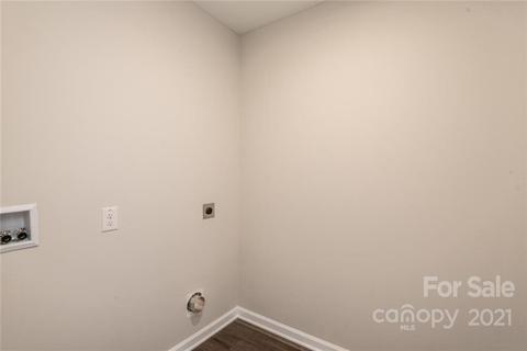 9467 Westridge Dr, Hickory, NC 28601 photo 17