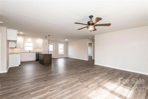 9467 Westridge Dr, Hickory, NC 28601 photo 6