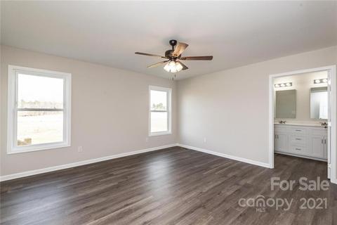 9467 Westridge Dr, Hickory, NC 28601 photo 11