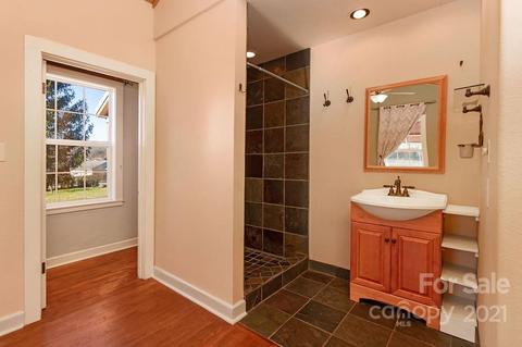 125 Summit Ave, Brevard, NC 28712 photo 12