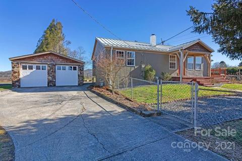 125 Summit Ave, Brevard, NC 28712 photo 3