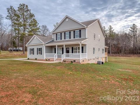 6239 Sanders Landing Ln, Clover, SC 29710