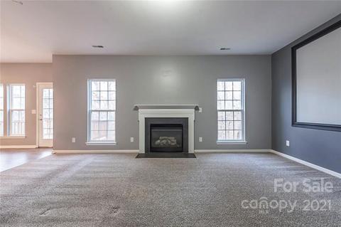 217 Hyde Park Ln, Fort Mill, SC 29708 photo 5