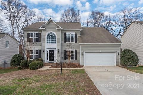 217 Hyde Park Ln, Fort Mill, SC 29708 photo 1