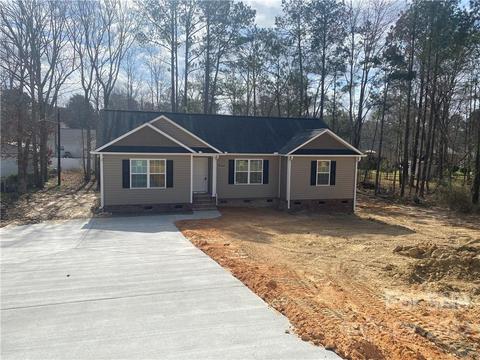 2575 Watson Dr, Lancaster, SC 29720 photo 2