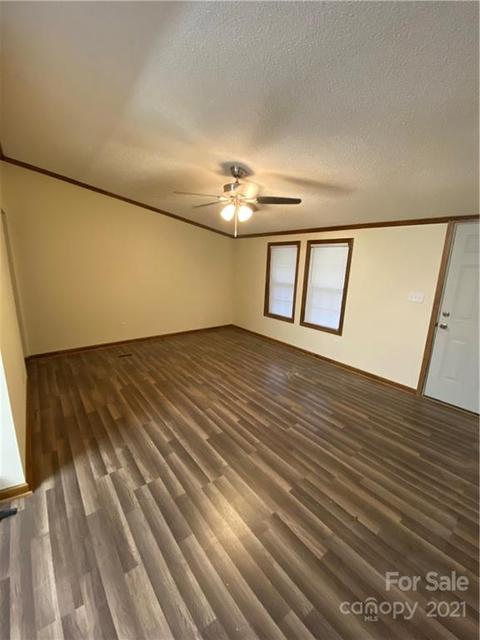675 Hendricks Rd, Salisbury, NC 28147 photo 3