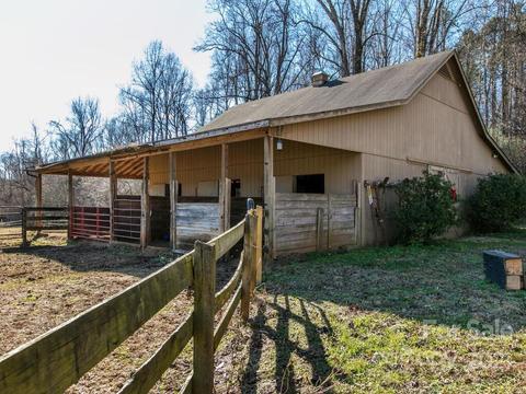 2420 River Rd, Tryon, NC 28782 photo 41