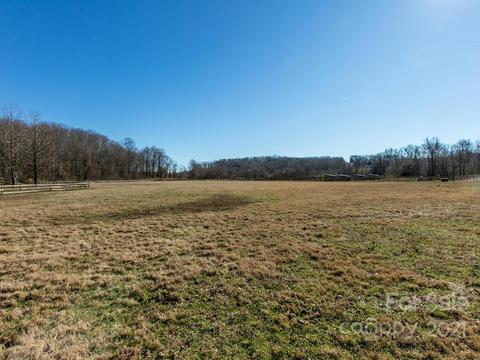 2420 River Rd, Tryon, NC 28782 photo 39