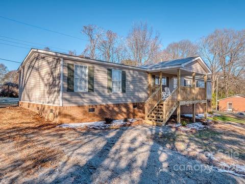 325 Robinson Rd, Lancaster, SC 29720 photo 2