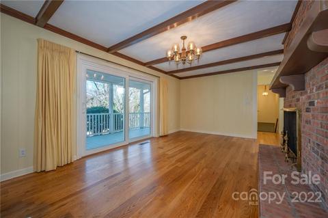 400 Meadowlark Dr, Tryon, NC 28782 photo 5