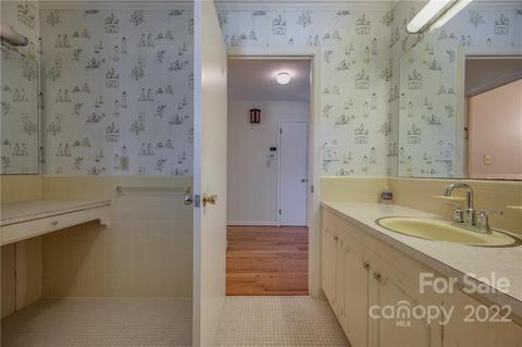 400 Meadowlark Dr, Tryon, NC 28782 photo 12
