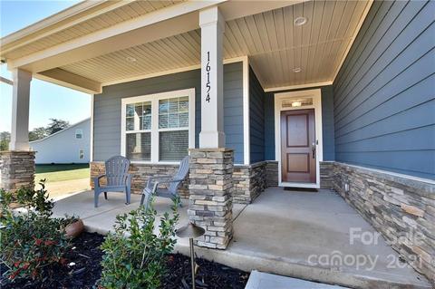 16154 Commodore Dr, Lancaster, SC 29720 photo 2