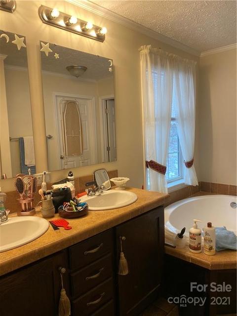1371 Eps Rd, Hickory, NC 28602 photo 15