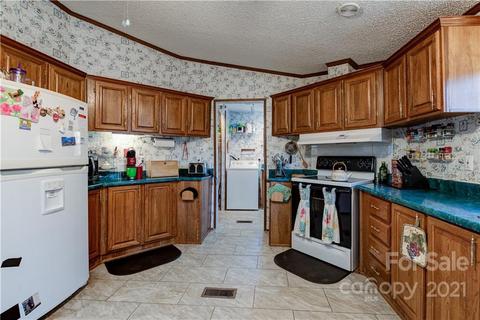 184 Terrys Gap Loop Rd, Fletcher, NC 28732 photo 8