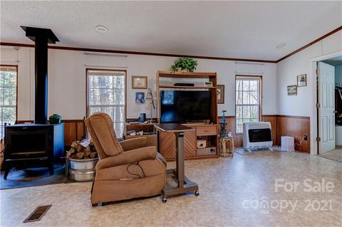 184 Terrys Gap Loop Rd, Fletcher, NC 28732 photo 4